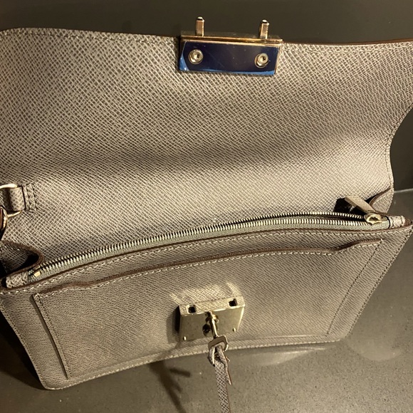 Louis Vuitton hand bag - Picture 4 of 6